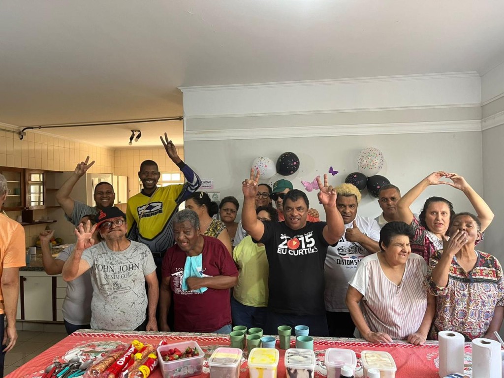 TRANSFORMANDO VIDAS HÁ CINCO ANOS!...