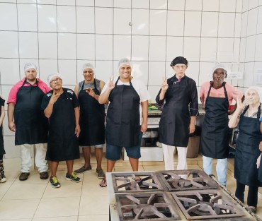 OFICINA DE CULINÁRIA TERAPÊUTICA NA FEJI